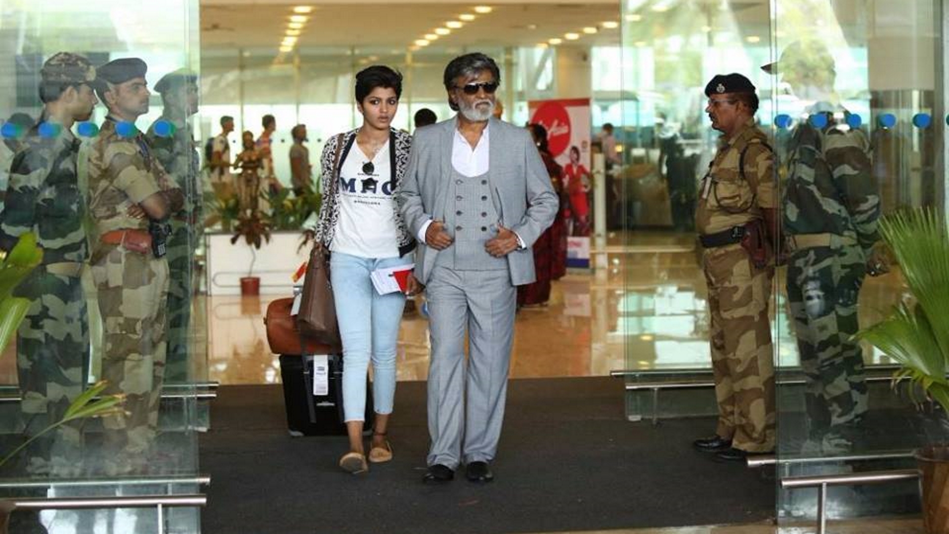 watch kabali online with english subtitle